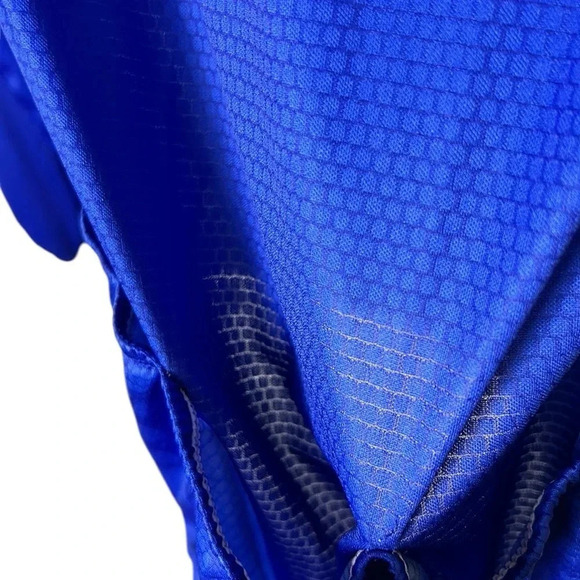 Y2K, vtg , like new!! 4ucycling ,cycling jersey,men L,
Utility,pockets,athletic - Picture 9 of 12